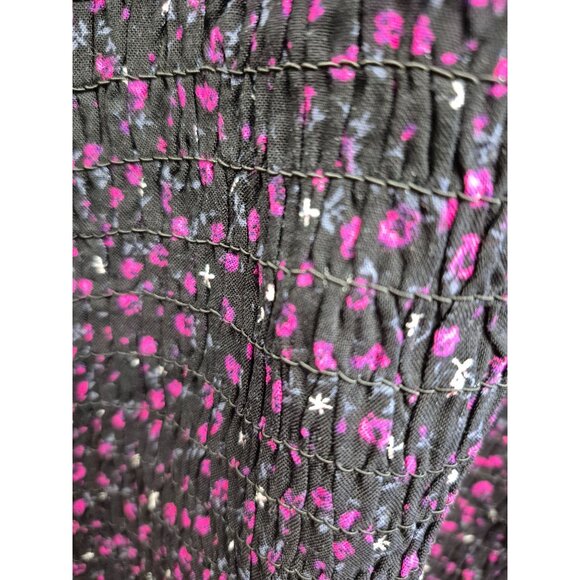 Women's Long-Sleeve High-Neck Blouse Size Medium - Picture 7 of 7